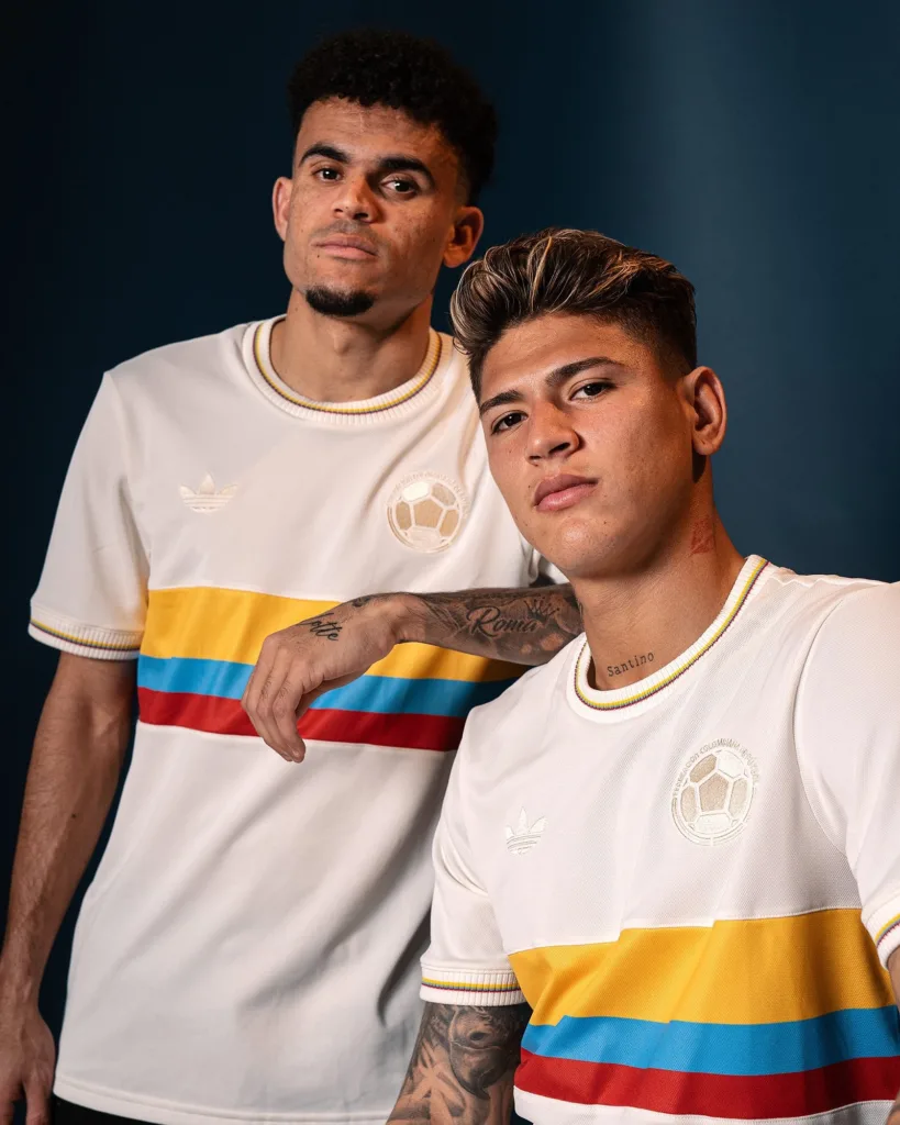 Nueva camiseta de la selección Colombia 2024 imagen 1