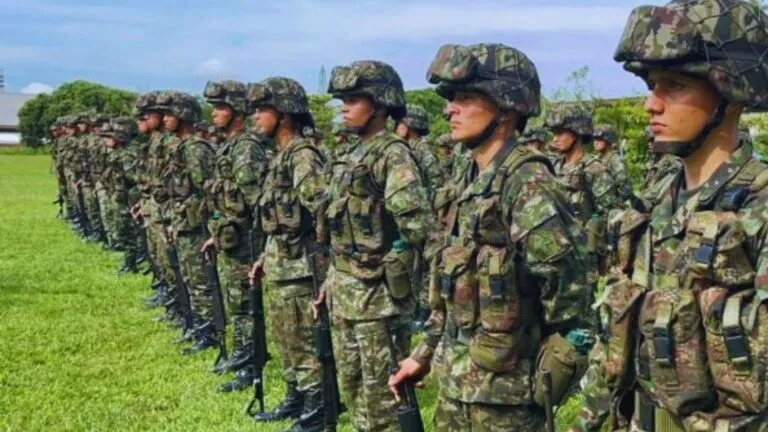 Servicio militar con beneficios y buen salario: 15.000 cupos disponibles