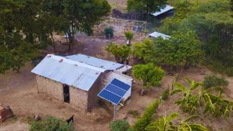 Subsidios para paneles solares en hogares vulnerables