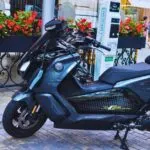 SOAT y técnico-mecánica para moto eléctrica 2026