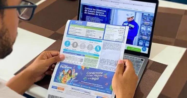 Programa de ahorro de energía de la CREG en Colombia